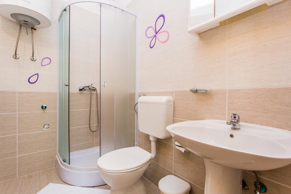 Lavanda 3 Нивице Номер фото